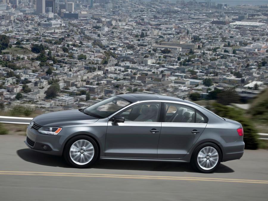  Volkswagen Jetta 2010 года  (US) (фото 27 из 52)